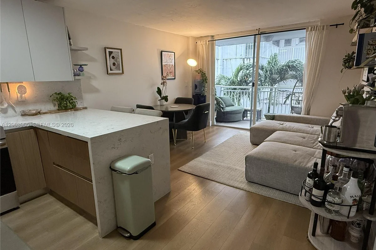 1666 West Ave #305, Miami Beach: photo 1 of 40