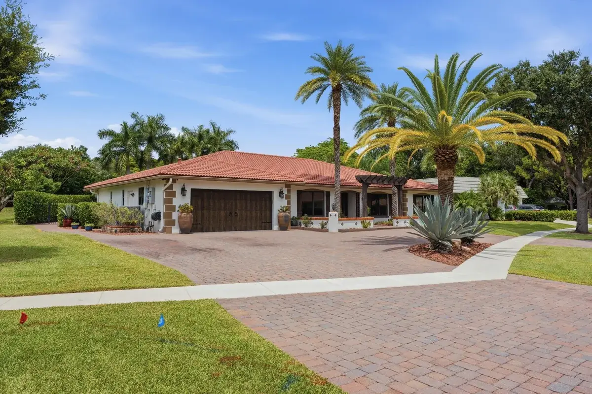 6966 S Grande Dr, Boca Raton: photo 1 of 101