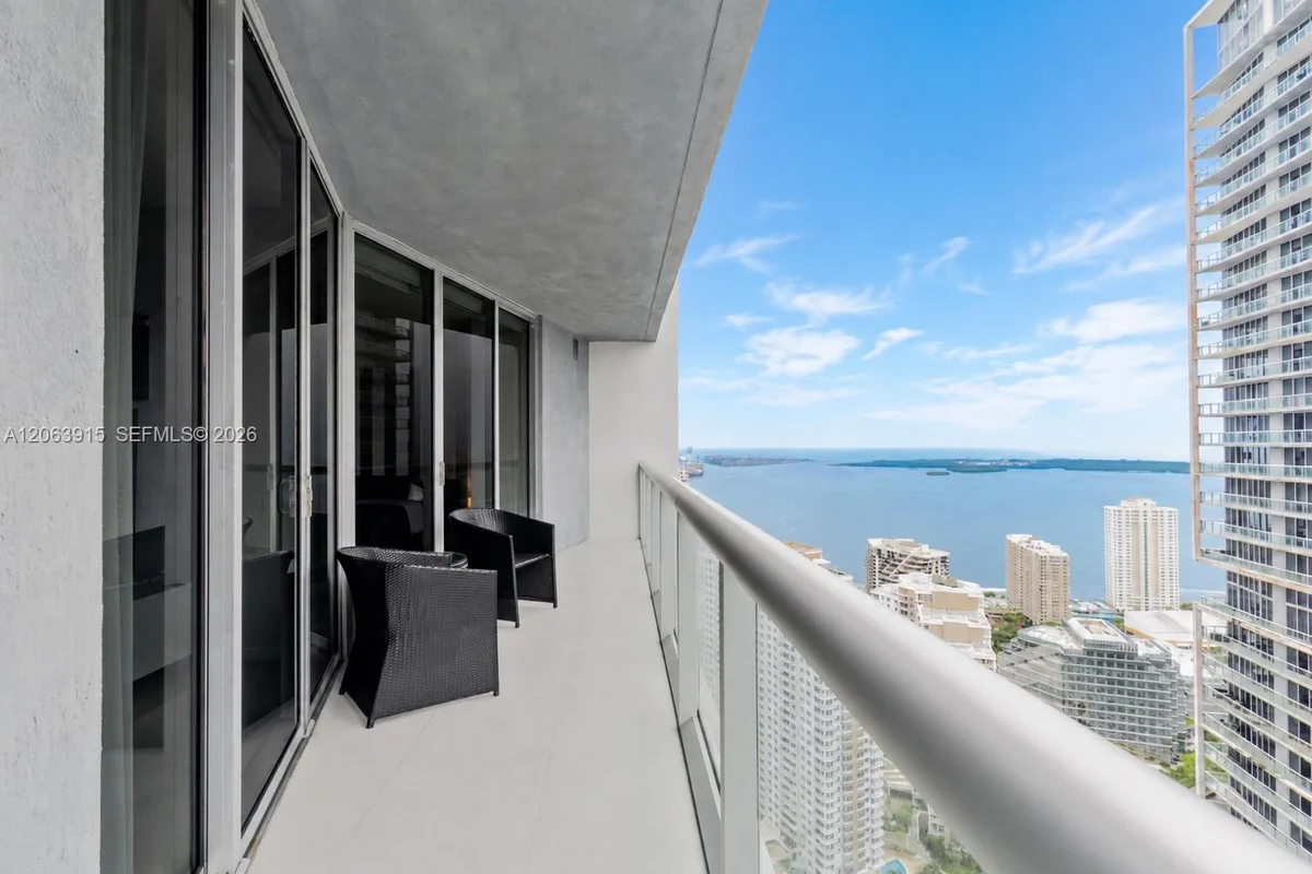 475 Brickell Ave #4511, Miami: photo 1 of 76