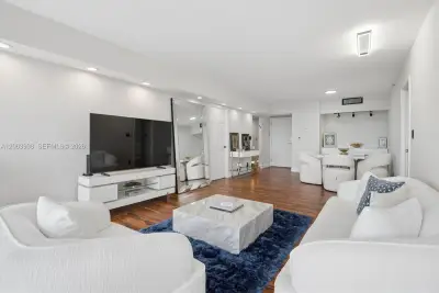 20225 NE 34th Ct #1014, Aventura: photo 1 of 31