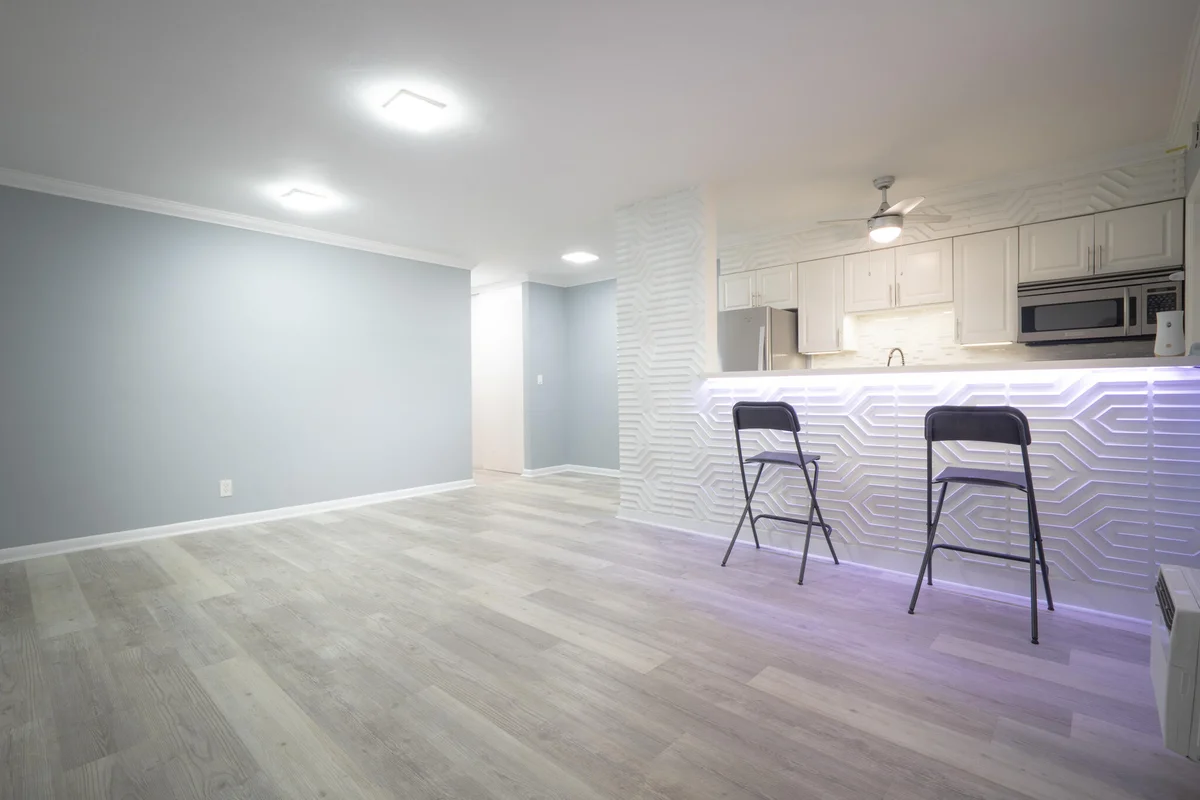 2621 Grant St #10A, Hollywood: photo 1 of 14