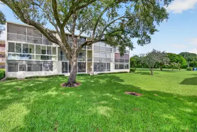 14 Preston #A, Boca Raton: photo 1 of 22