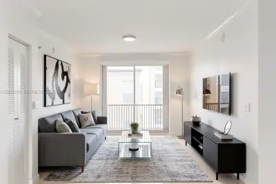 17100 N Bay Rd #1712, Sunny Isles Beach: photo 1 of 50