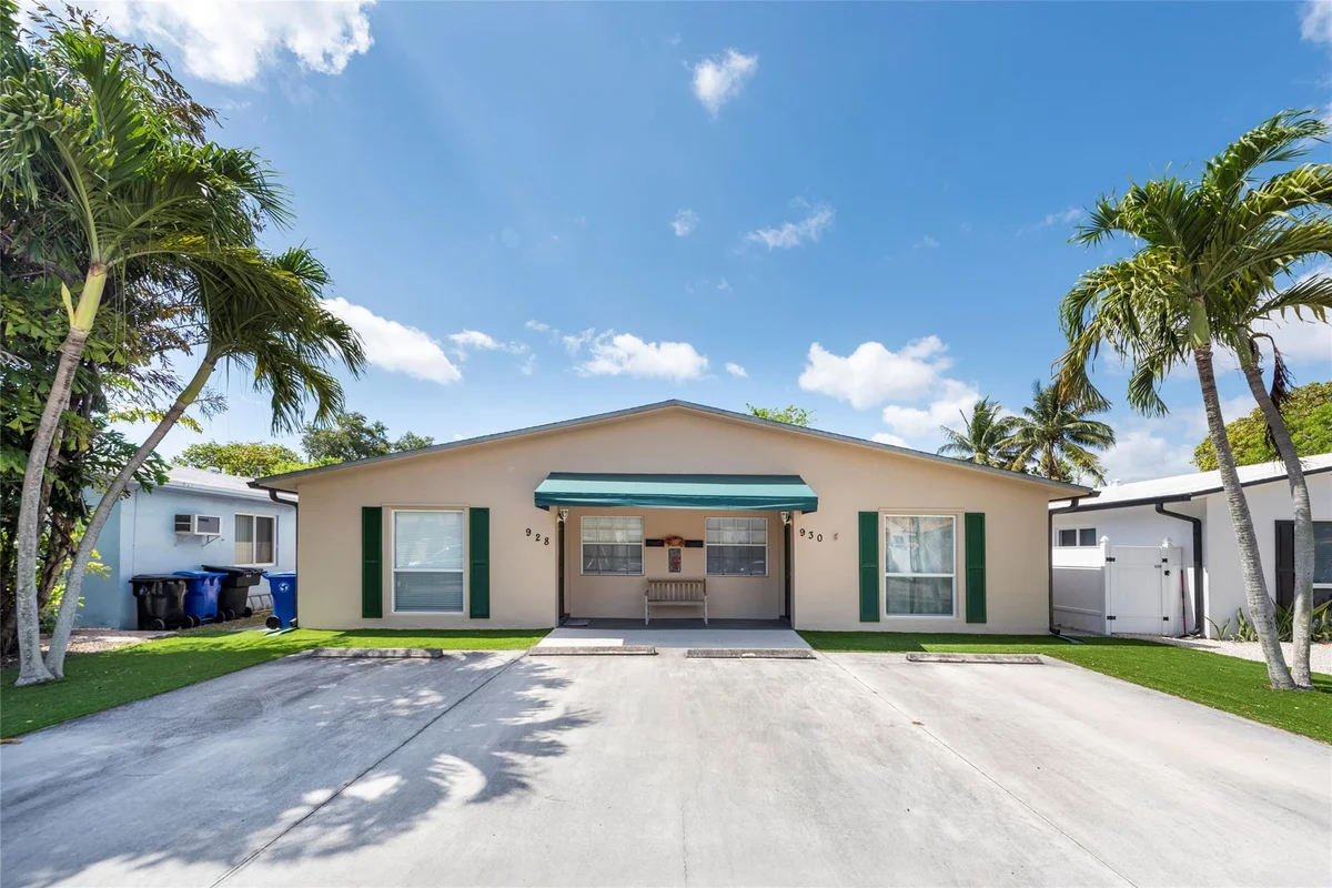 930 Mandarin Isle, Fort Lauderdale: photo 1 of 24