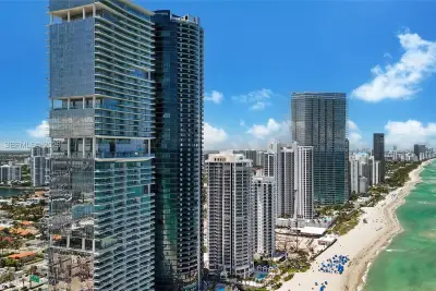 18501 Collins Ave #1804, Sunny Isles Beach: photo 1 of 40