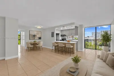 17021 N Bay Rd #705, Sunny Isles Beach: photo 1 of 35