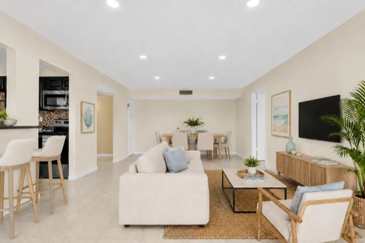 122 Piedmont C, Delray Beach: photo 1 of 4