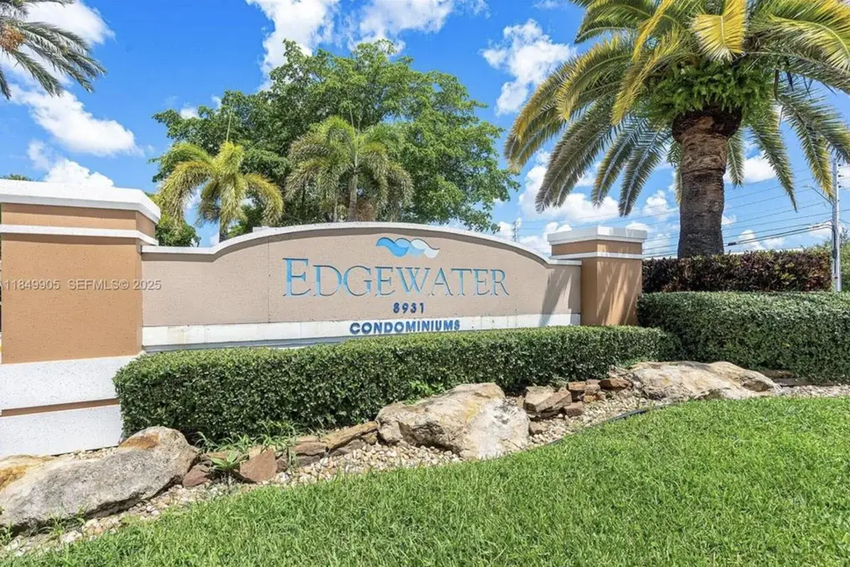 8955 Wiles Rd #306, Coral Springs: photo 1 of 12