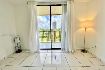 16950 Dixie #A536, North Miami Beach: photo 1 of 15