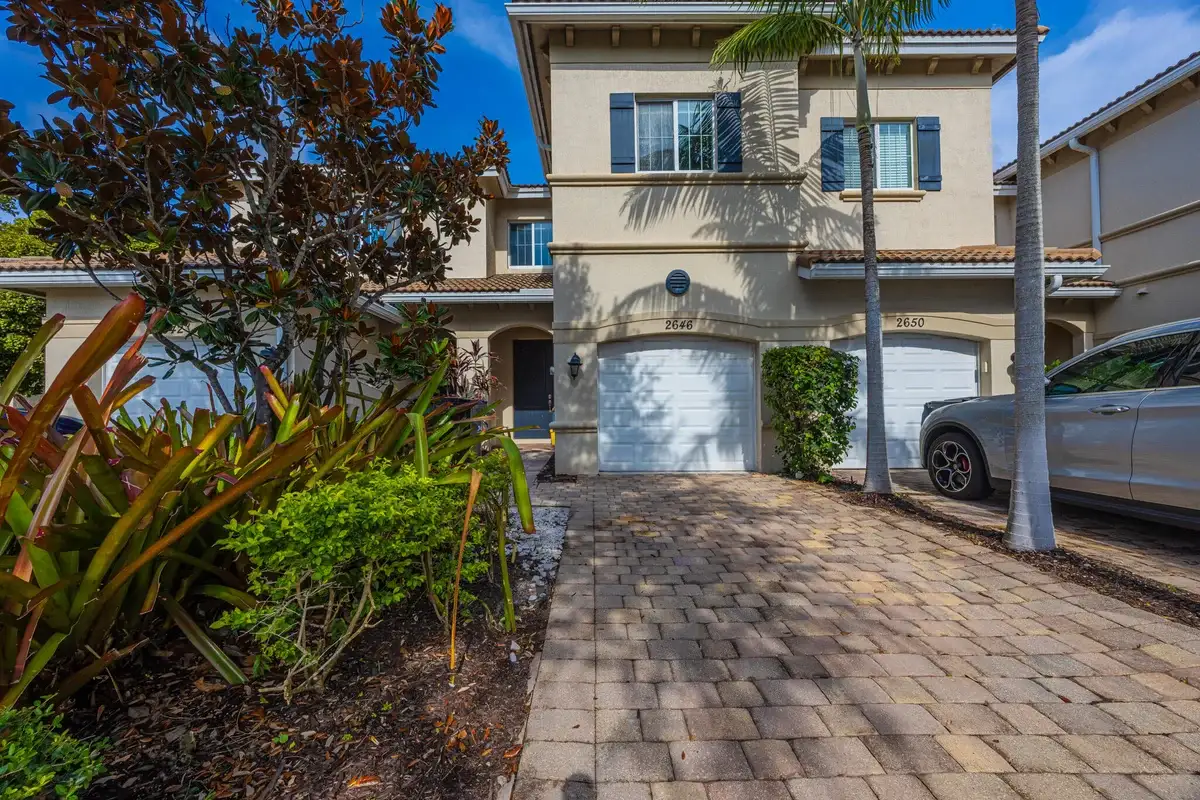 2646 Webb Ave, Delray Beach: photo 1 of 31
