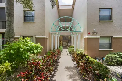 4300 NW 30th St #341, Coconut Creek: photo 1 of 46