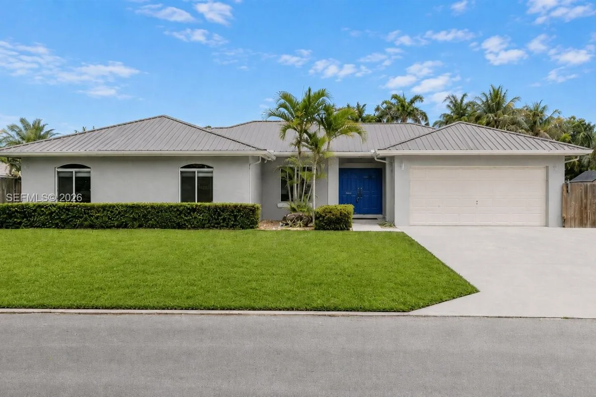 32361 SW 202nd Pl, Homestead: photo 1 of 45