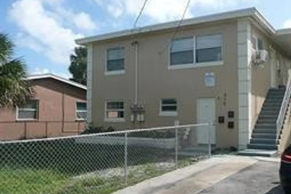 516 20th St #C, West Palm Beach: photo 1 of 6