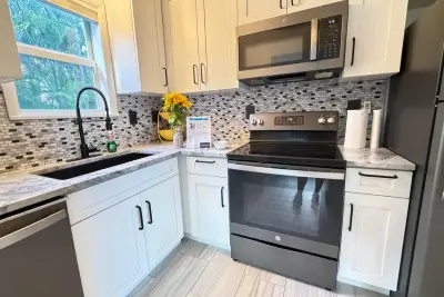 900 Citrus Isle, Fort Lauderdale: photo 1 of 15