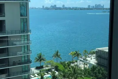 650 NE 32nd St #908, Miami: photo 1 of 20
