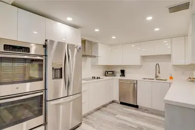 16325 Golf Club Rd #101, Weston: photo 1 of 51