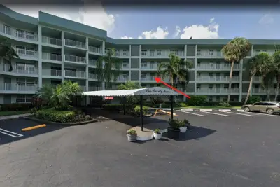 806 Cypress Grove Ln #304, Pompano Beach: photo 1 of 47