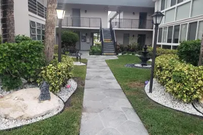54 Piedmont B, Delray Beach: photo 1 of 12