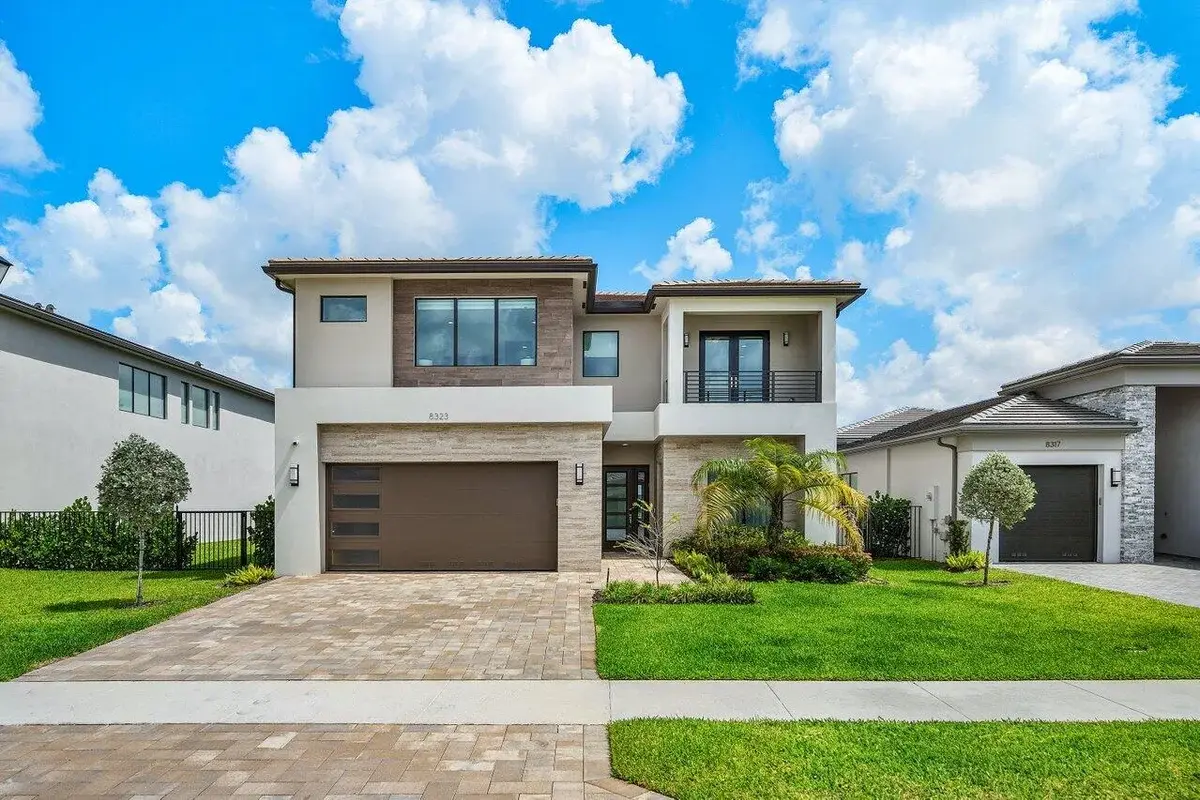 8323 Essex Country Clb Dr, Boca Raton: photo 1 of 39