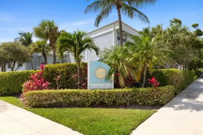 505 NE 20th Ave #112, Deerfield Beach: photo 1 of 21