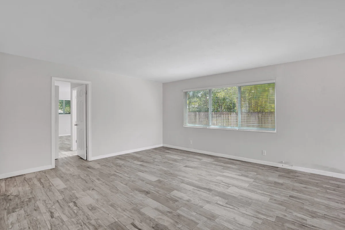 115 SW 1st Ave #1, Boynton Beach: photo 1 of 30