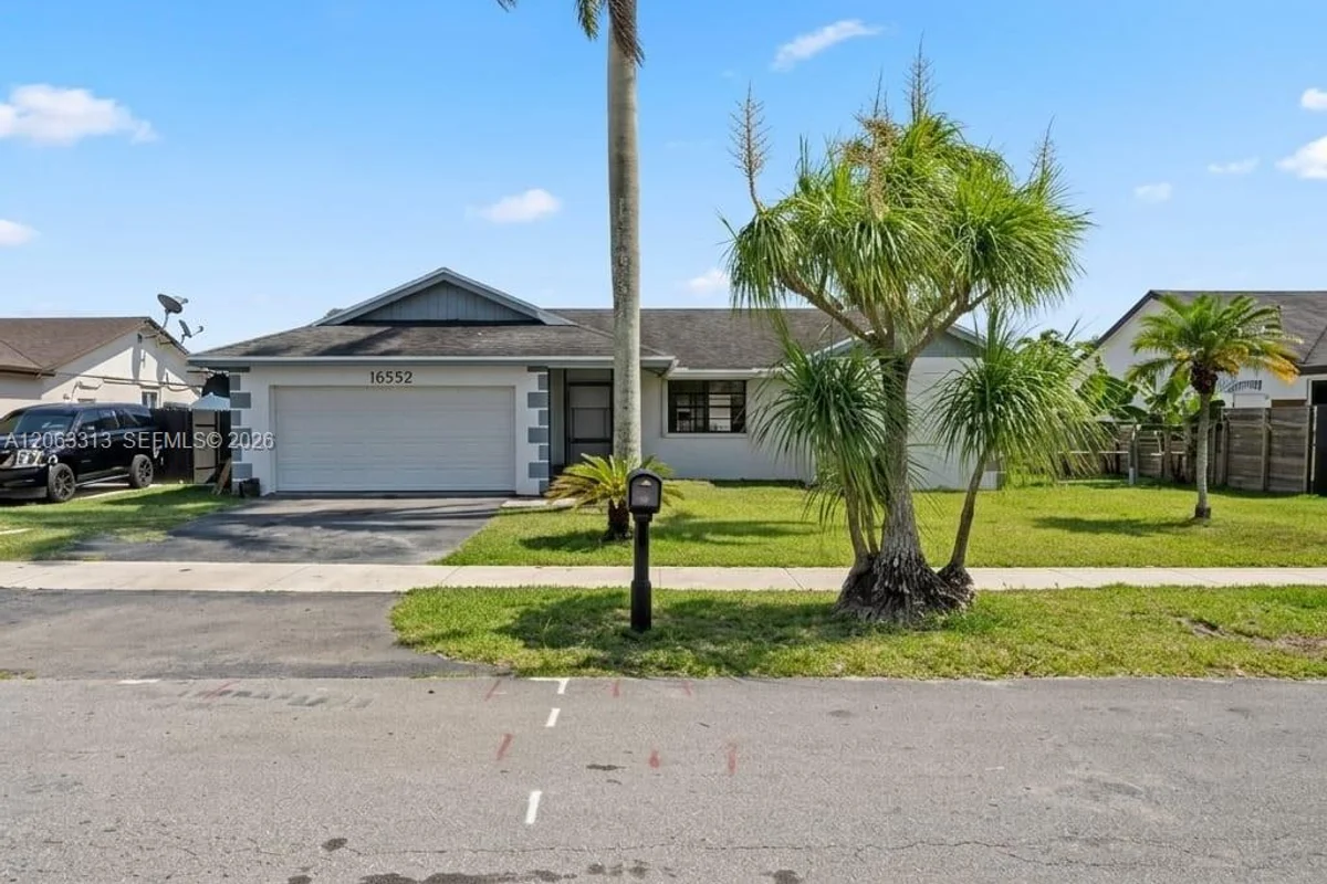 16552 SW 297th Ter, Homestead: photo 1 of 14