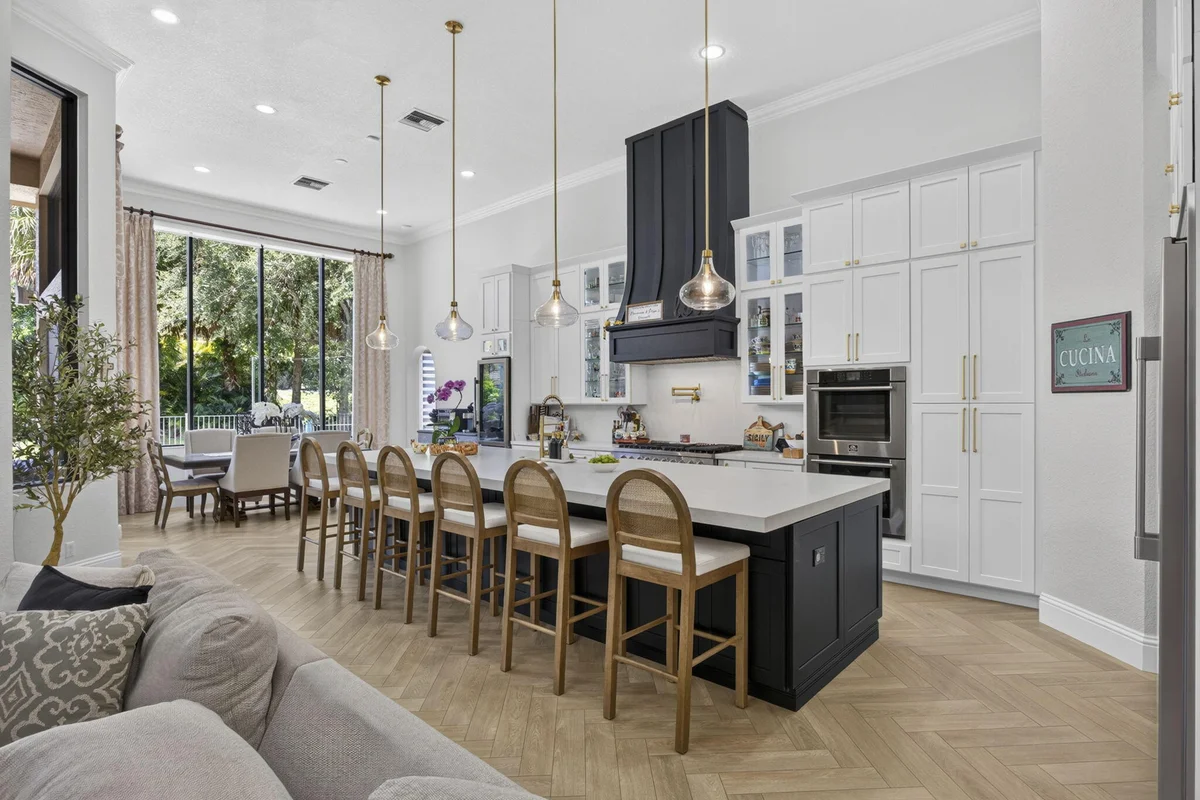 10336 Trianon Pl, Wellington: photo 1 of 65