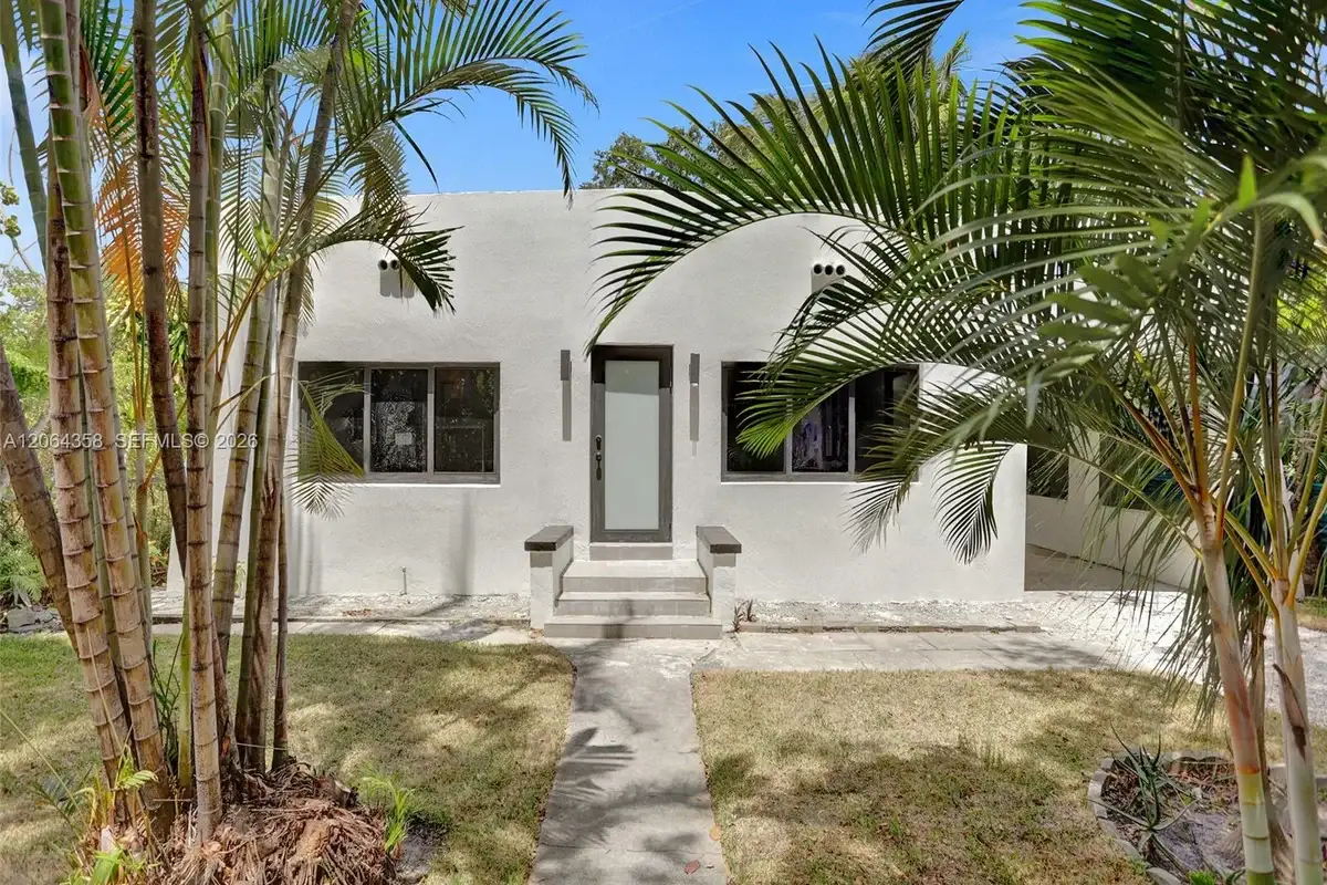 759 NE 127th St, North Miami: photo 1 of 29