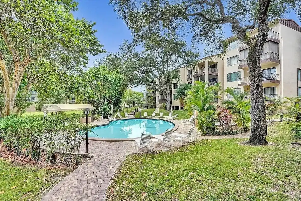 6060 S Falls Cir Dr #313, Lauderhill: photo 1 of 25