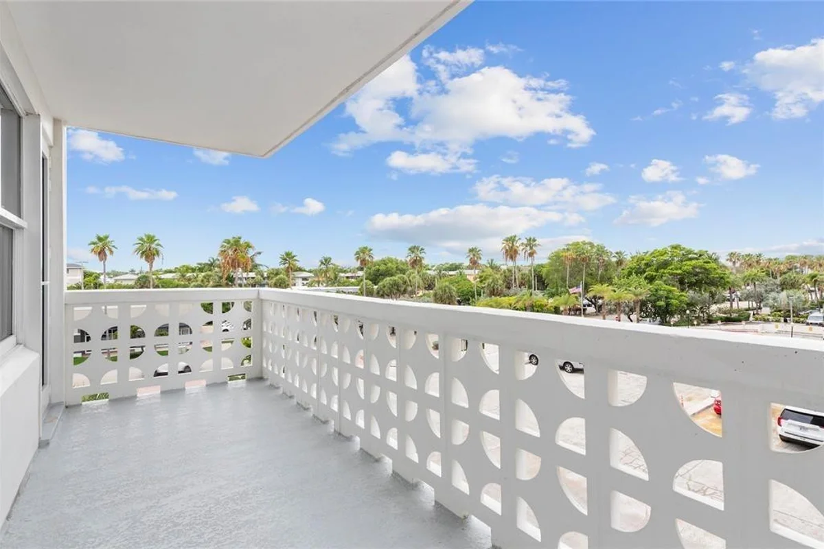 4010 Galt Ocean Dr #312, Fort Lauderdale: photo 1 of 41