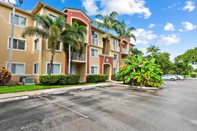7085 Nova Dr #330, Davie: photo 1 of 23