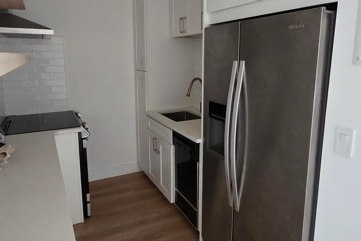 1001 SE 16th St #7, Fort Lauderdale: photo 1 of 25