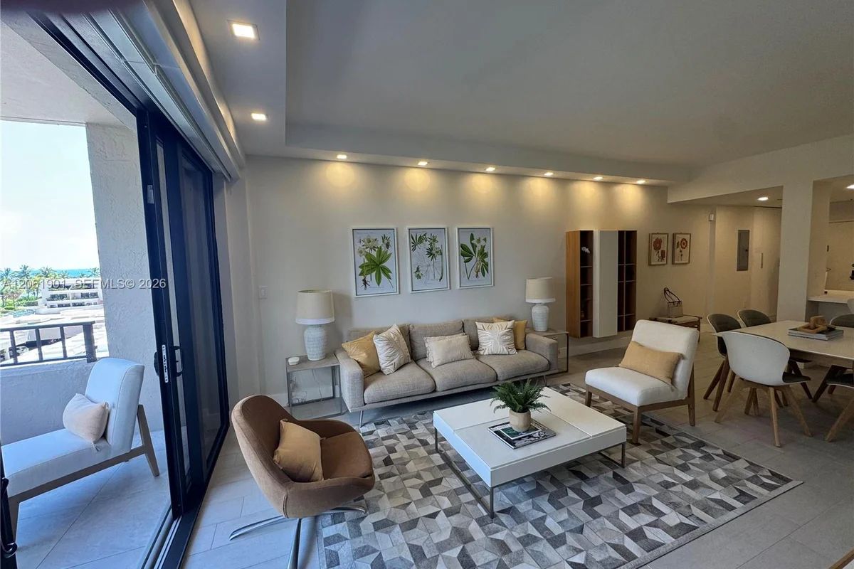201 Crandon Blvd #520, Key Biscayne: photo 1 of 18