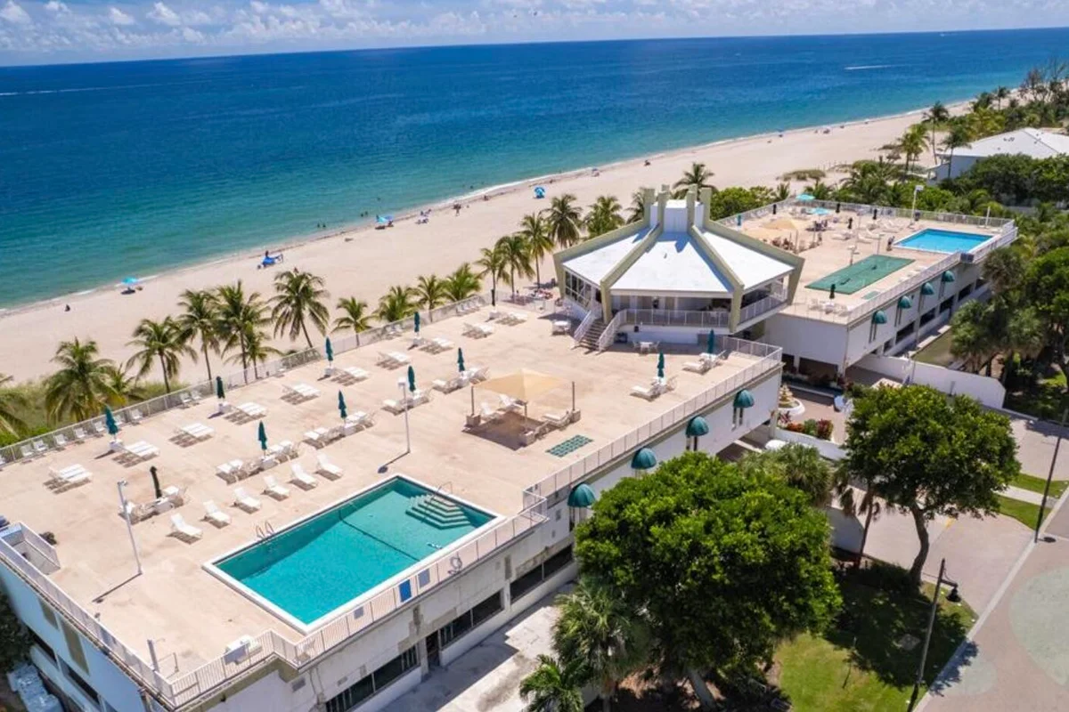 111 Briny Ave #16-08, Pompano Beach: photo 1 of 42