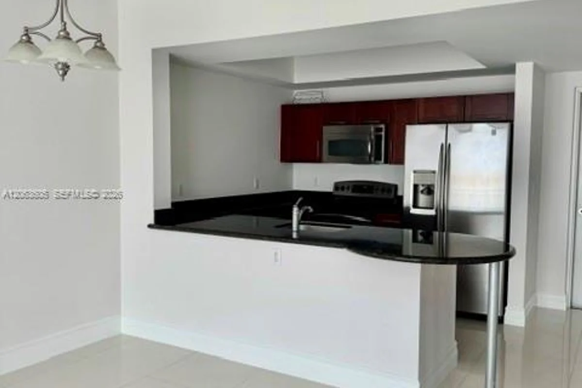 7275 SW 90th St #C413, Miami: photo 1 of 15