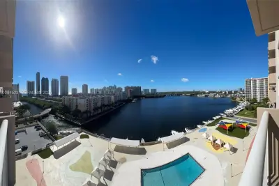250 174th St #1201, Sunny Isles Beach: photo 1 of 30