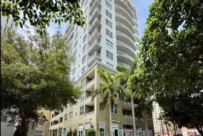 3180 SW 22nd Ter #601, Miami: photo 1 of 20