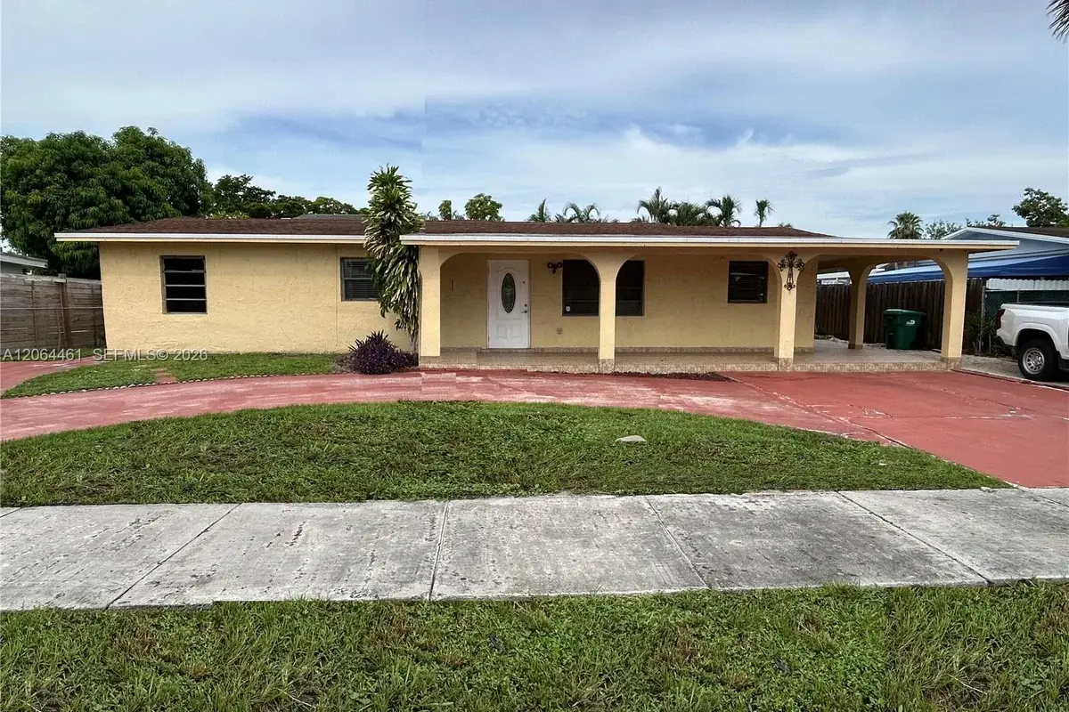 19710 NW 51st Ave, Miami Gardens: photo 1 of 43