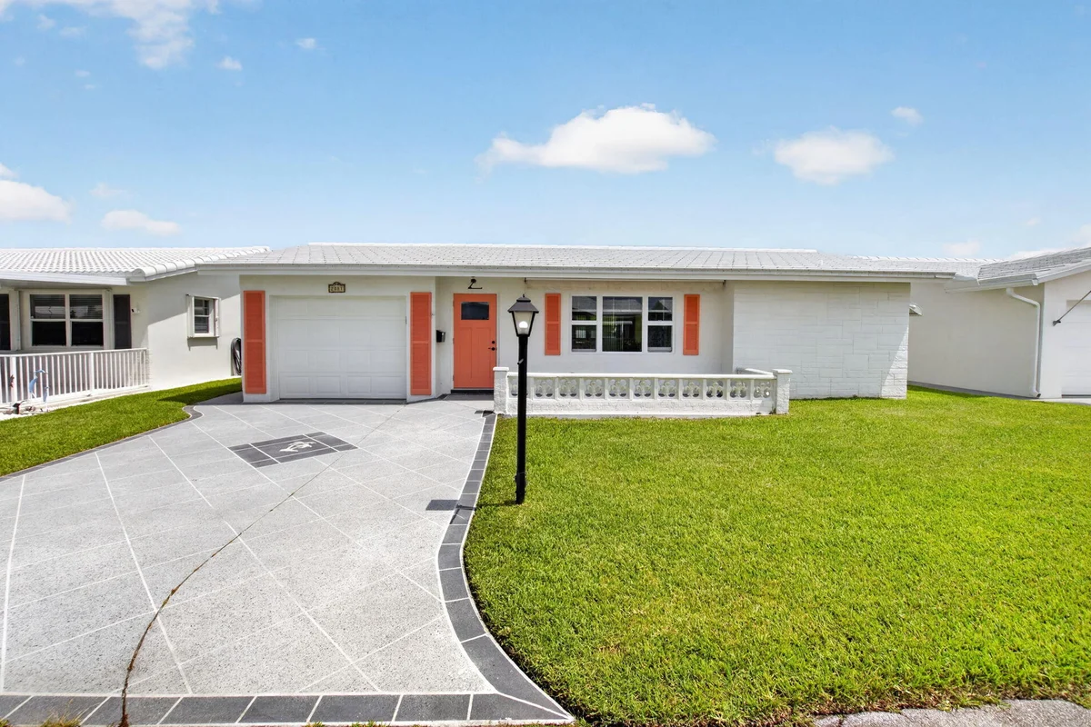 2081 SW 13th Ter, Boynton Beach: photo 1 of 77