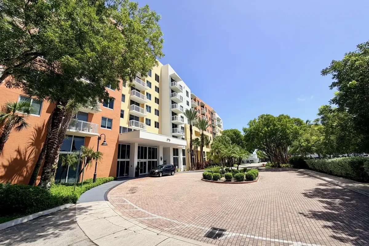2775 NE 187th St #505, Aventura: photo 1 of 29