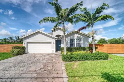 30600 SW 193rd Ave, Homestead: photo 1 of 36