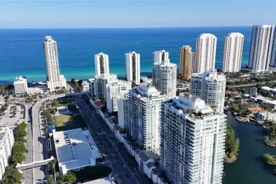 300 Sunny Isles Blvd #4-1405, Sunny Isles Beach: photo 1 of 17