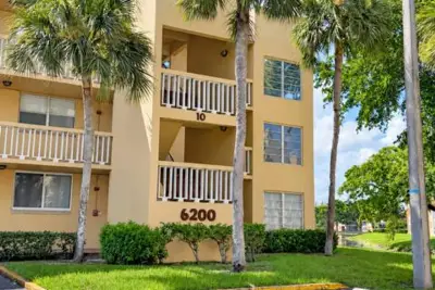 6200 NW 62nd St #206, Tamarac: photo 1 of 23