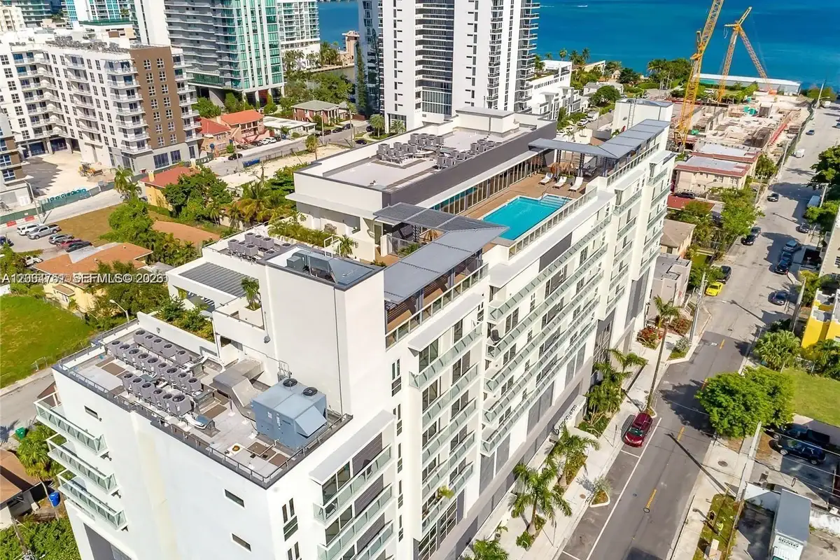321 NE 26th St #512, Miami: photo 1 of 33