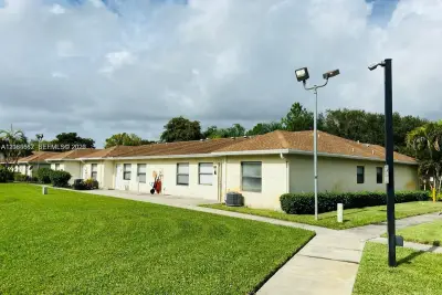 5080 Sanctuary Way #A, West Palm Beach: photo 1 of 15