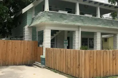 605 S J St #2, Lake Worth: photo 1 of 23