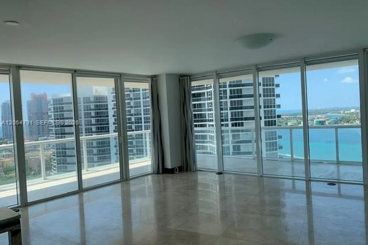 450 Alton Rd #2207, Miami Beach: photo 1 of 33