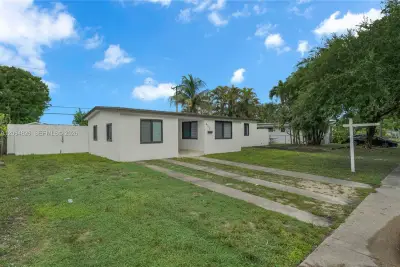 4375 SW 112th Ave, Miami: photo 1 of 26