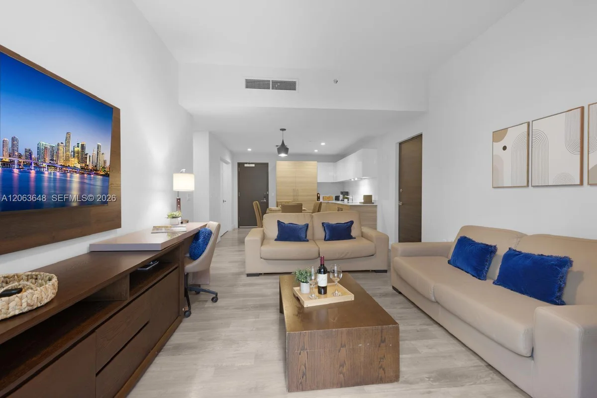 777 N Ocean Dr #S310, Hollywood: photo 1 of 25