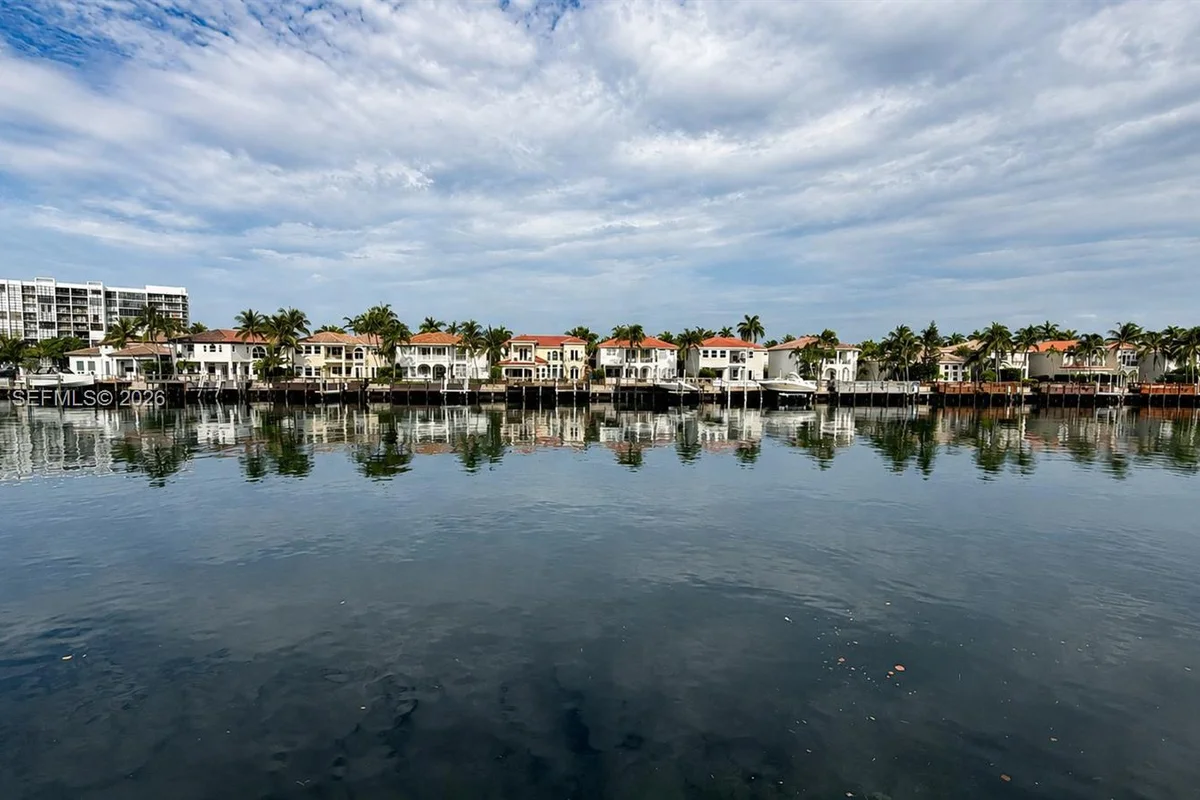 2600 S Ocean Dr #S205, Hollywood: photo 1 of 18